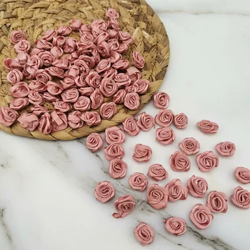 (100 Pcs/pack) 10*10mm Mini-Doce cor-de-Rosa Flores de Fita de Tamanho Pequeno Fita de Cetim com Flores Artificiais de Artesanato Decoração de festa de Festa
