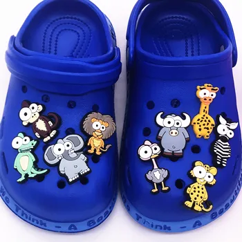 50pcs Cartoon Sapato Encantos Acessórios Japão Grande Olho Animais Leão, Girafa Sapato de Fivela de Decoração para Sapatos de Crocodilo Jibz Dom Crianças