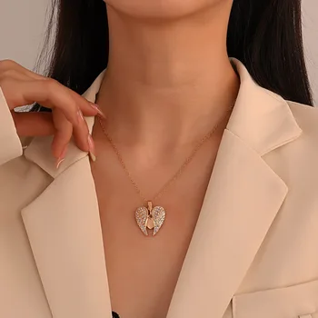 2022 Moda Total Diamante do Coração da Asa Pingente de Colar para Mulheres Requintadas Asas de Anjo Clavícula Cadeia Jóia do Partido