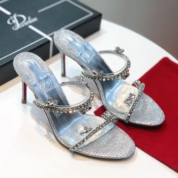 Verão strass salto alto sexy chinelos de prata de casamento sapatos de cristal vestido de festa de todos-jogo planas de tamanho pequeno sandálias das mulheres