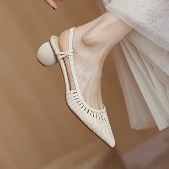 2022 Verão As Mulheres Baotou Sandálias Da Moda Branco Pontiagudo Dedo Do Pé Ocos Sapatos Sexy Exterior Salto Baixo Andando Sandalias De Mulher
