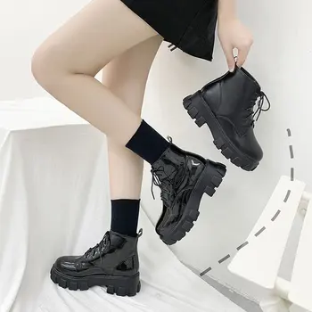 Mulheres de Luxo Designer Botas-mulheres Rock Sapatos de Mulher Botas Meados de Bezerro Botas de Salto Baixo botas Dedo do pé Redondo Curto, Médio 2021