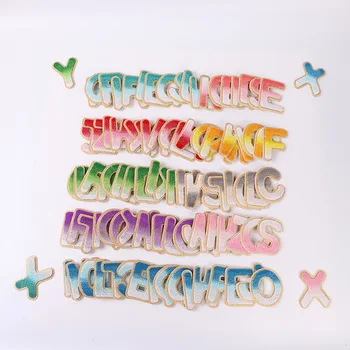 A-Z Novas Letras em inglês Patches Para Roupas de Saco de adesivo Manchas na Letra do Alfabeto 3D Colorido Gradiente Letra de Patches